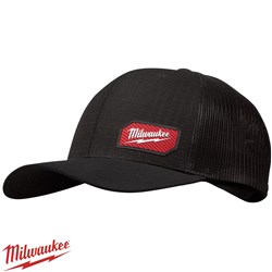 MILWAUKEE TRUCKER HAT BLACK