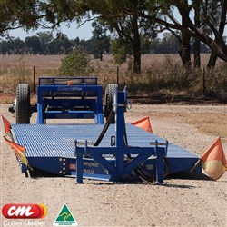 C&M IMPLEMENT TRAILER 9000