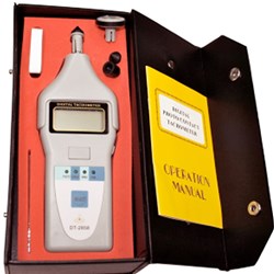T & E DIGITAL TACHOMETER