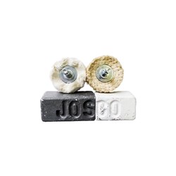 METAL POLISHING KIT, INCLUDES