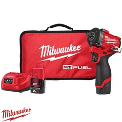 MILWAUKEE IMPACT WRENCH KIT