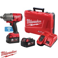 MILWAUKEE IMPACT WRENCH KIT